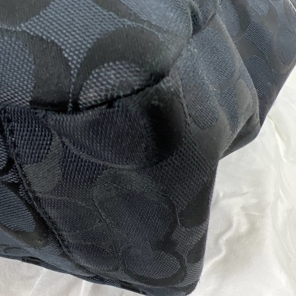 Coach Canvas Signature C Tote or Shoulder Handbag - Picture 11 of 14